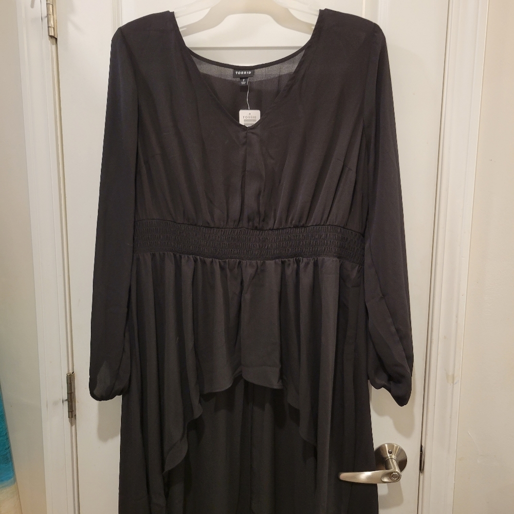 torrid size 2 black high-low blouse